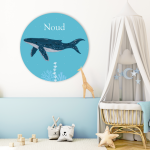 Realistische bultrug met koraal op turquoise blauwe achtergrond. personaliseerbare kinderkamer muurcirkel en behangcirkel.